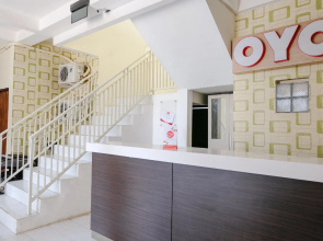 OYO Life 709 Menjangan Residence at Klayatan