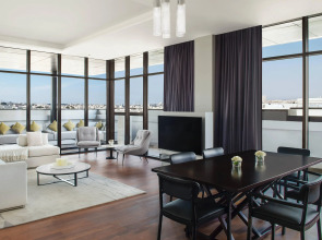 La Ville Hotel & Suites CITY WALK, Dubai, Autograph Collection