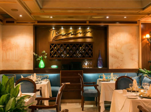 Raamtin Residence Hotel