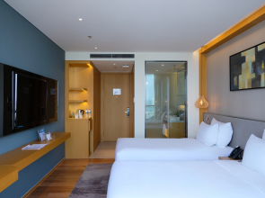 Prince Hotel Da Nang (Formerly Sel de Mer Hotel & Suites)