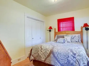 Albany-Close to Old Mill-3BR/2BA