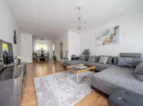 ID 5394 - Private Apartment