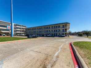 Motel 6 Garland, TX - Dallas