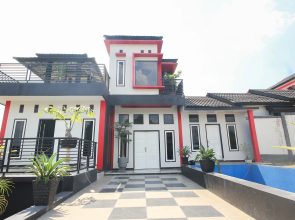 OYO 3399 Gea Guest HouseNearGramedia Mall