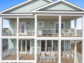 Fish-n-chips By The Sea 6 Bedroom Home by RedAwning