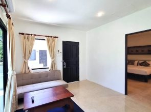 Isara Nai Yang Resort