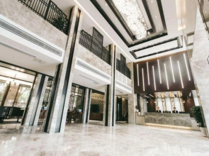 Longquan Nanguo Garden Hotel