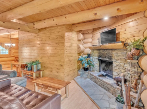 Ridge Views - Private Mountain Top Cabin 2 Bedroom Cabin by Heavenly Views Resort