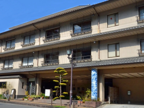 Yumotoso Toyokan