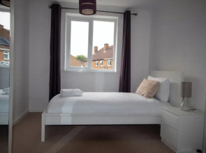 10min to Oxford - 3 Bedrooms - Sleeps 7 - Pets Ok