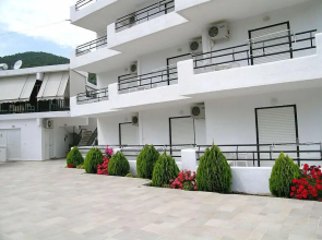 Magda's Kamares