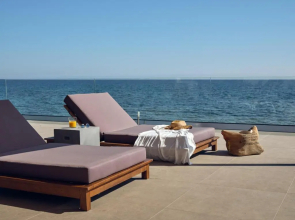 La Mer SeaFront Villa ZanteZen, By ThinkVilla