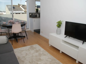 Liiiving in Porto Bright Balcony Apartment