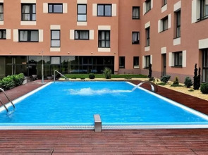 Melrose Apartments 2