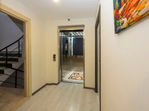 Gloria Airport Hotel