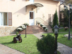 Отель Гусарский