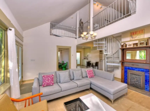 LA141 3 Bedroom Apartment By Senstay