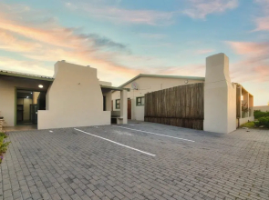 Lands Edge Eco Friendly Cottages