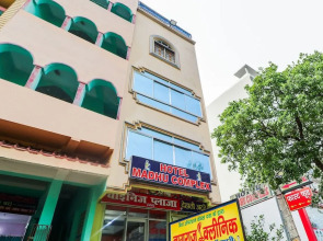 Spot On 45094 Hotel Madhu Complex