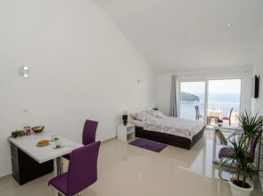 Ploce apartmani - LUV