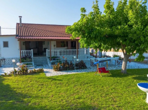 Seaside Retreat for Families and Pets