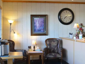 National 9 Inn Wellington