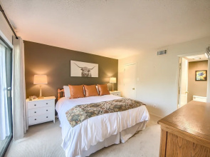 Big Tree View Tbm 112 2 Bedroom Condo by RedAwning