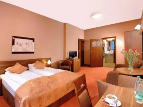 Paria Hotel