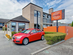 Coleraine Suites & Apartments