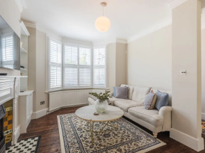 Lavish Nordic Styled Fulham Home by the Thames