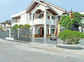 Capital O 92990 Nena Kostel Syariah