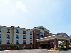 Holiday Inn Express North East by IHG