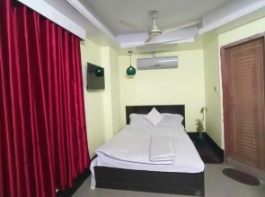 Hotel Relax Inn