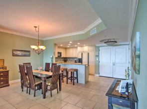 Pensacola Beach Resort Condo With Beach Access!