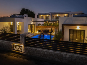 Sezian Boutique Homes & Villas