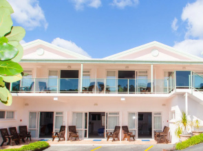 ASURE Admirals View Motel