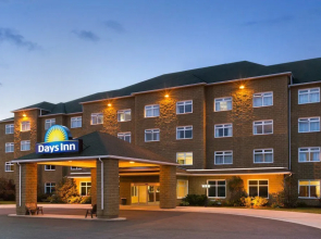 Days Inn & Conference Centre By Wyndham Oromocto