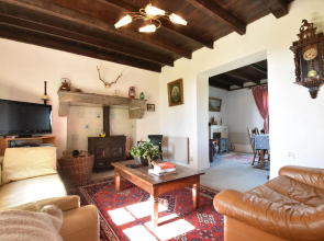 Countryside Holiday Home in Decize near Town Centre