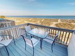 Tybee Lights 112C by Tybee Vacation Rentals