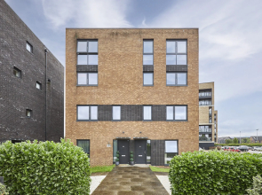 Host Stay London Avenue