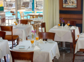 Kapetanios Limassol Hotel