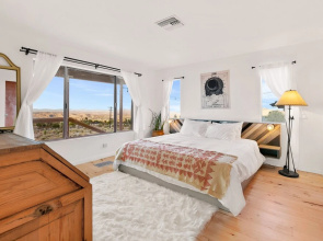 High View Haven - Hot Tub, Fire Pit & Bbq In Joshua Tree! 4 Bedroom Home by RedAwning