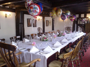 Brook Red Lion Hotel