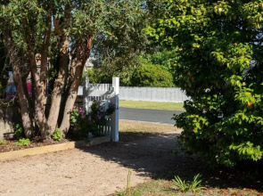 Rosebud Beach House Escape