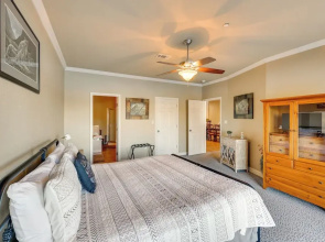 Pool & Lake Hamilton Access: Hot Springs Condo!