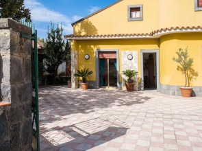 Sun Kissed Holiday Home in Agnone near Beach