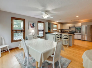 4 Mi to Dtwn Loveland: Private Retreat w/ Decks