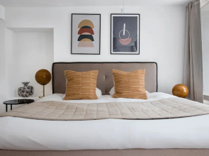 Sanders Regent - Endearing 1-bdr Apt