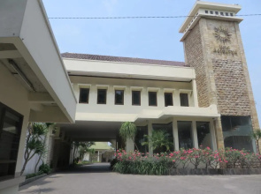 Adisurya Hotel