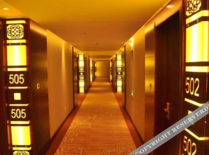 Weilixin Grand Hotel(鄂尔多斯威利欣大酒店)
